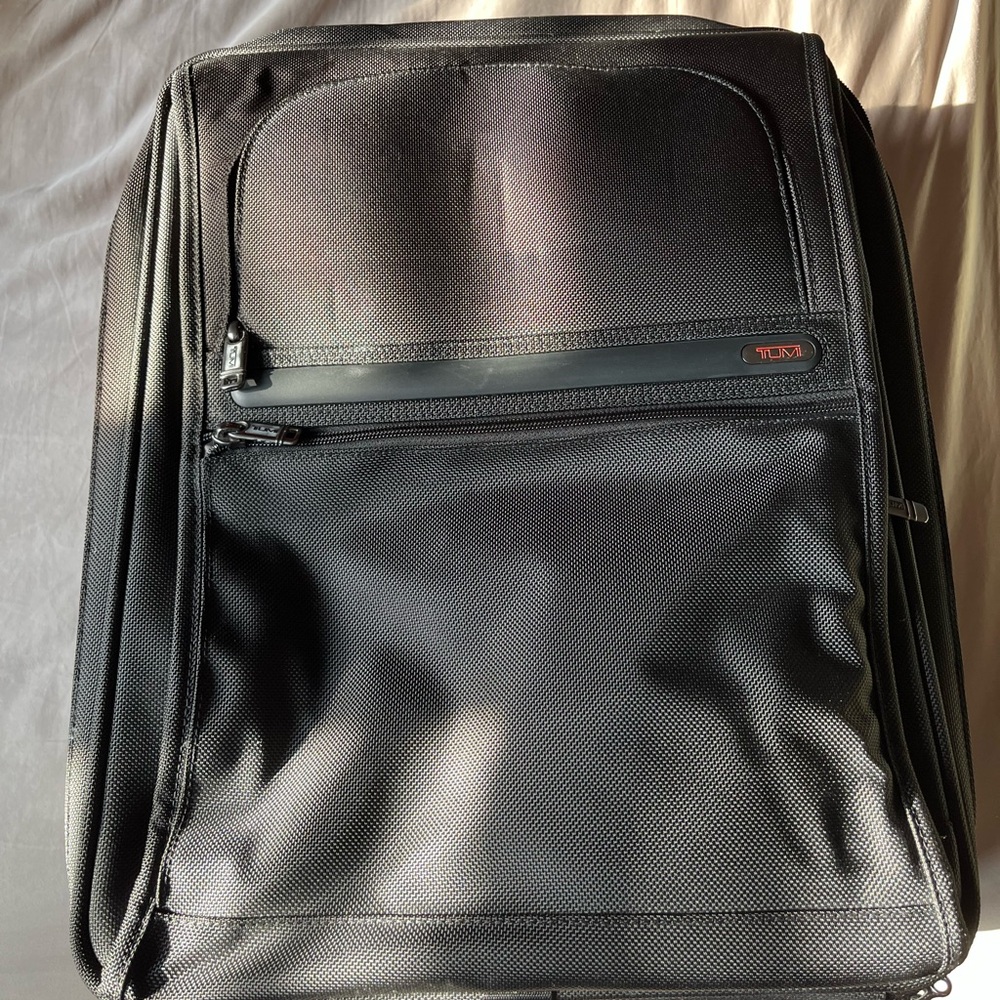 TUMI Carry On Ballistic Organizer Luggage, New, Black 19 in 15 in x 6in
